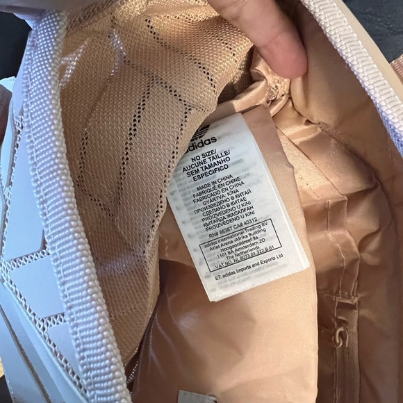 Adidas backpack - brand new - Picture 4 of 7